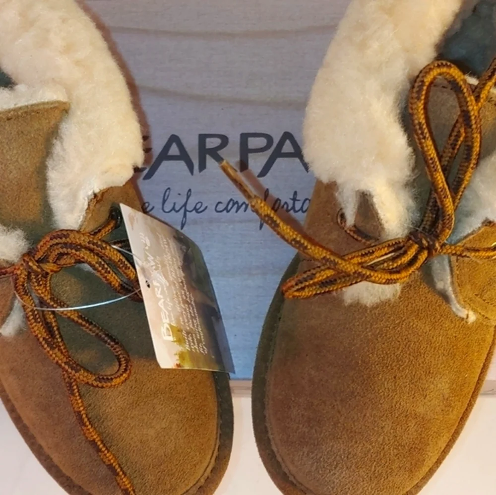 BearPaw Kids Kory Boots..Size 1